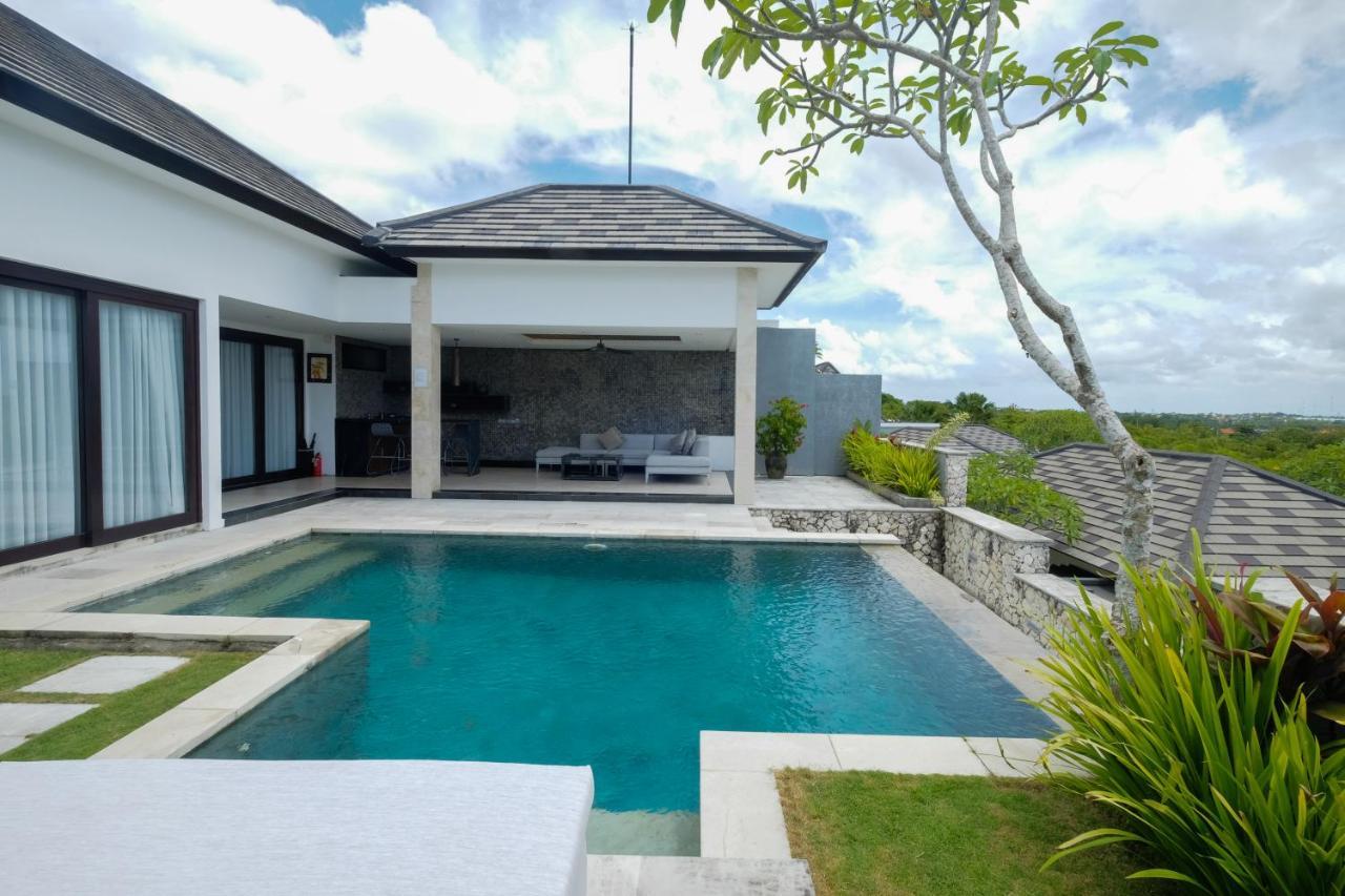 Prasana Villas By Arjani Resorts Uluwatu Extérieur photo